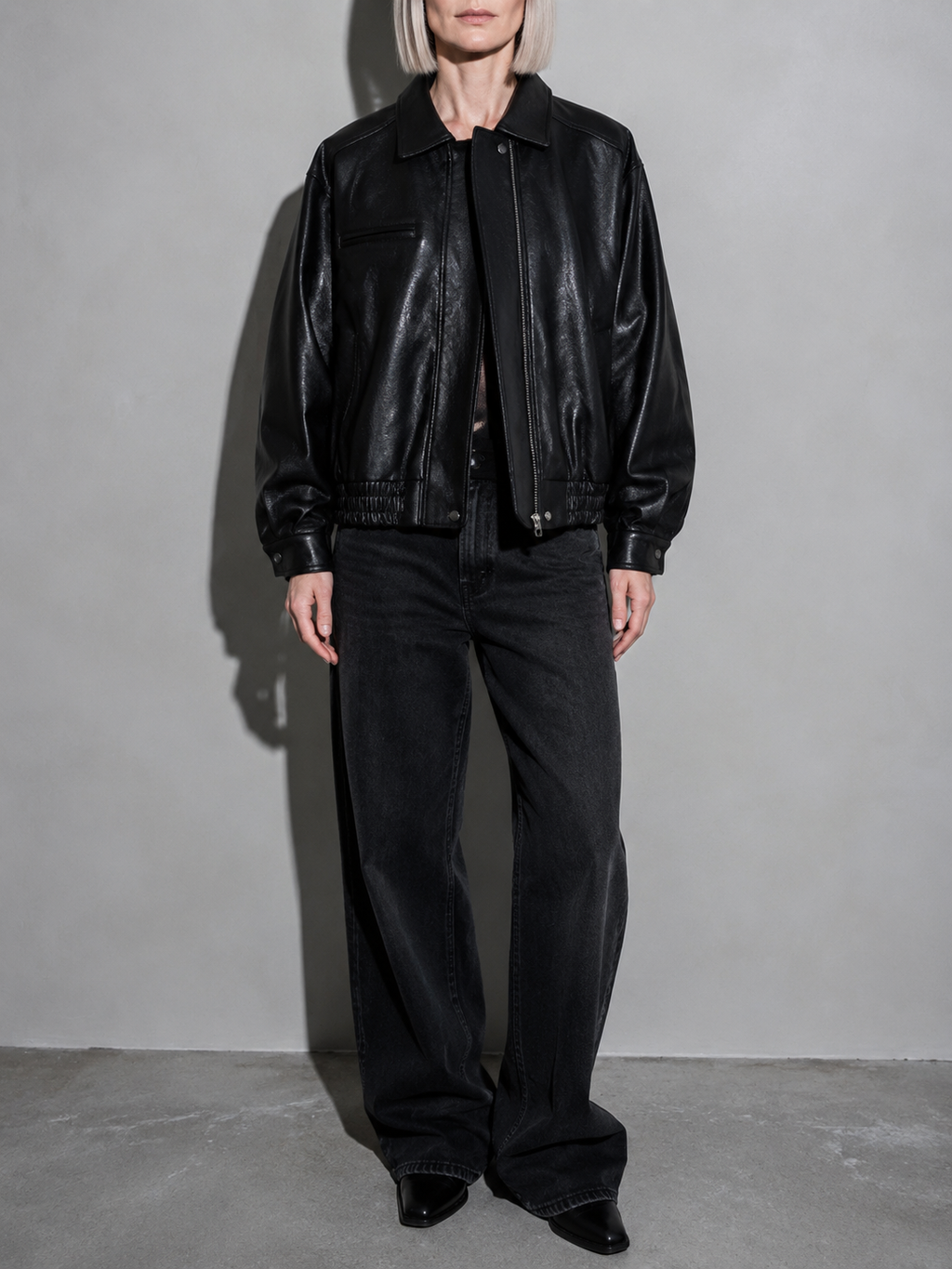 Code Culture catalog | brown-brown-autumn-trendy-leather-jacket | color-black | zoom detail