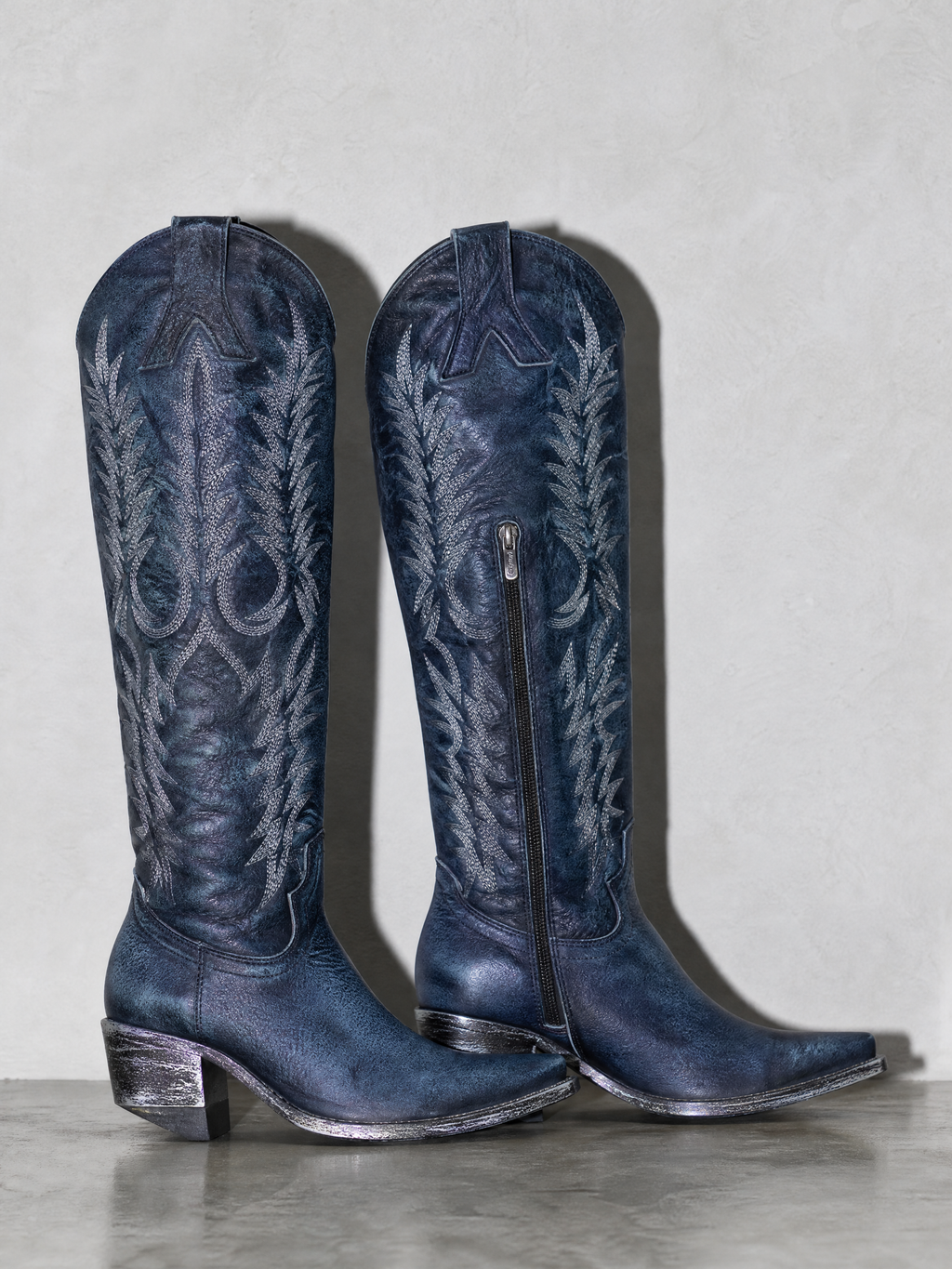 Medium heel 35-43 National Style Embroidered women's Boots - Blue Premium Leather Finish Shoe Angle