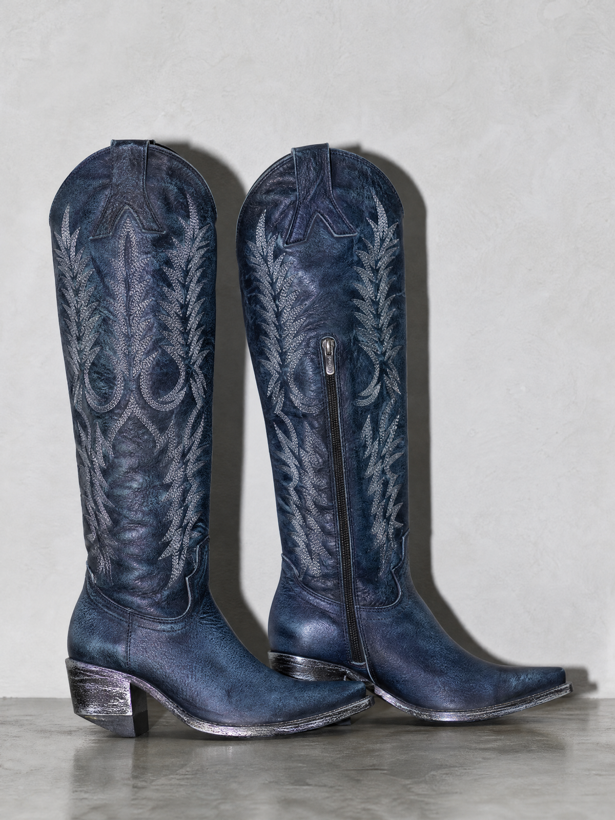 Medium heel 35-43 National Style Embroidered women's Boots - Blue Premium Leather Finish Shoe Angle
