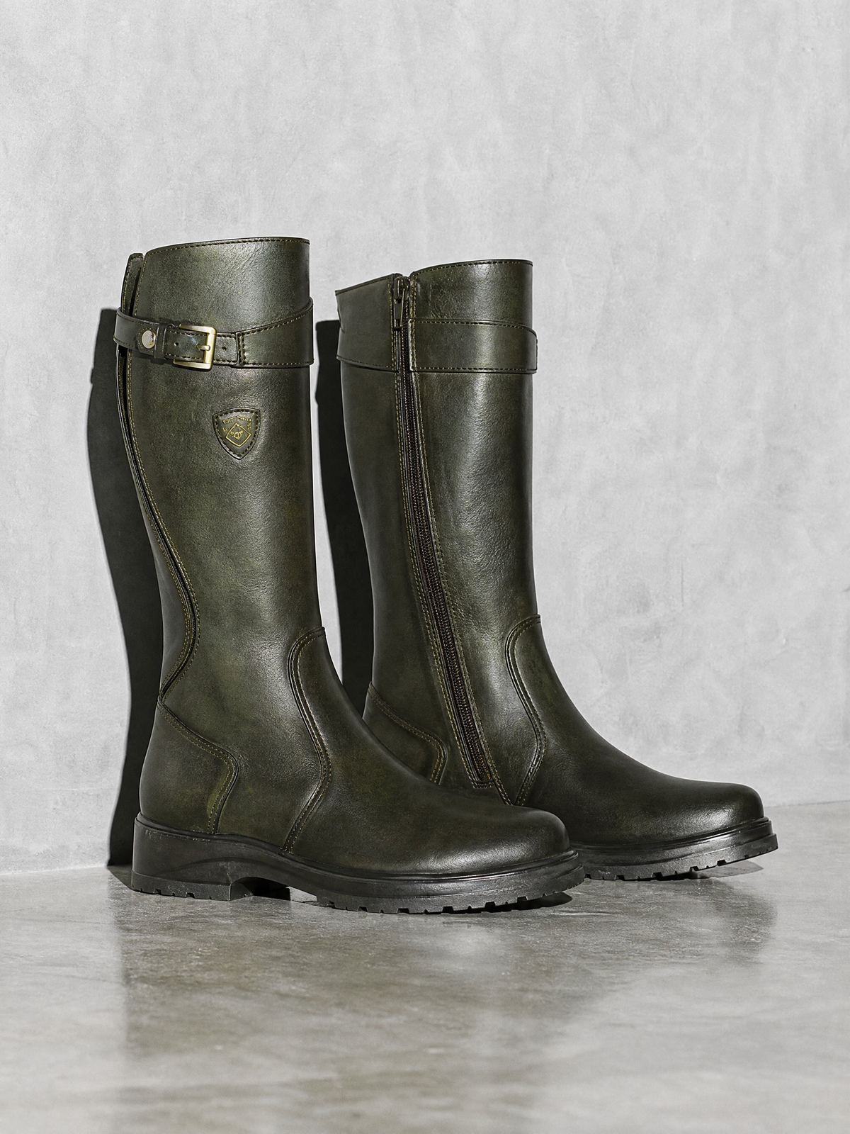 Women's mid-tube rider boots - Green Premium Leather Finish Shoe Angle