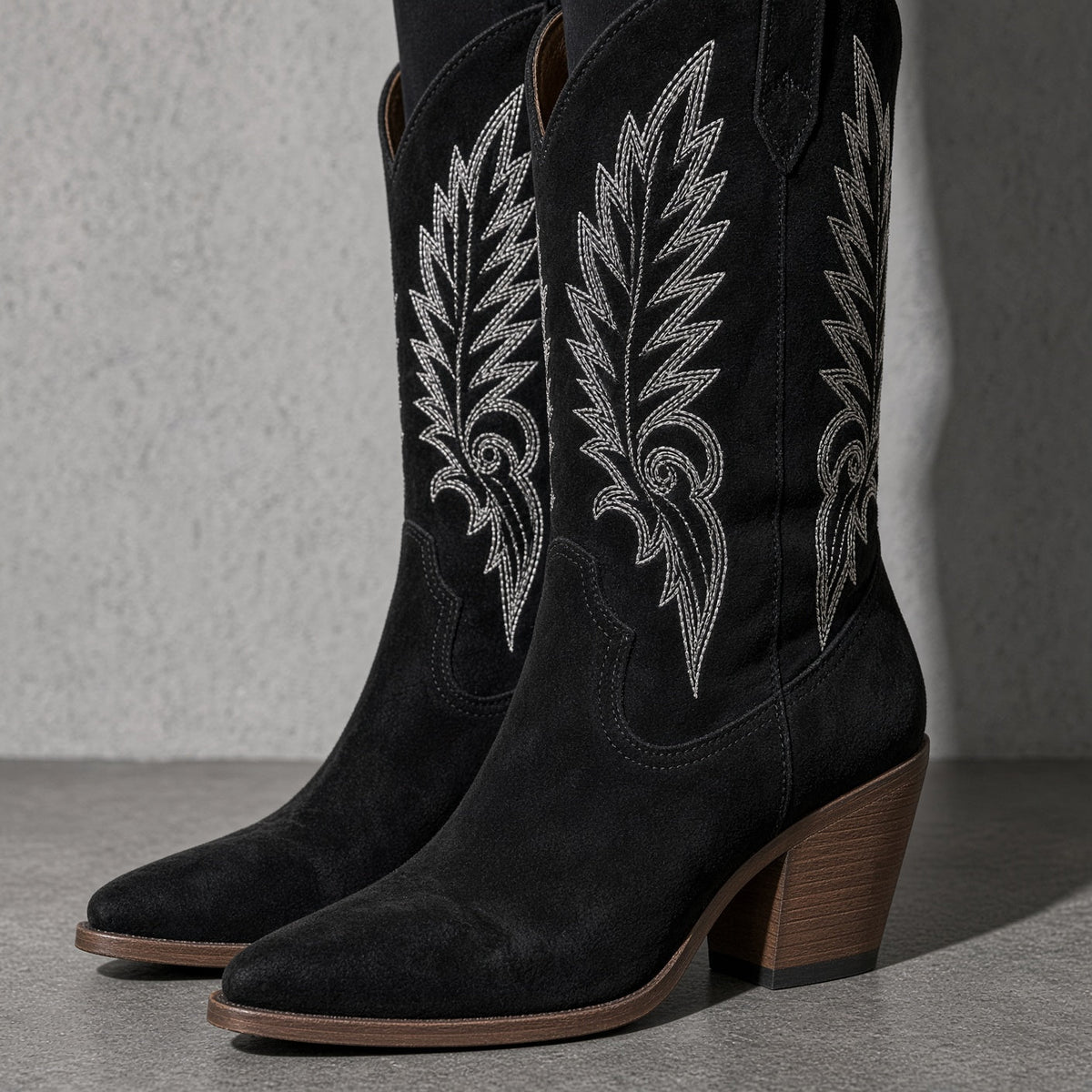 Women's Boots Embroidered Western Knee-High Shaft — Sleeve & Cuff Detail
