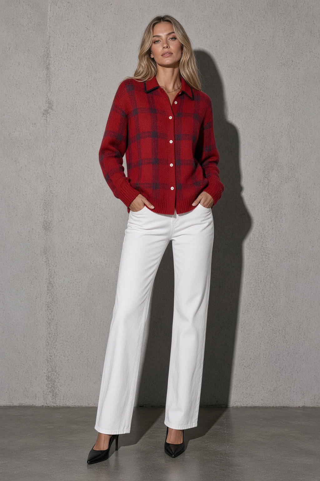 Women's Cardigan Button-Front Longline Shape — Fabric Texture & Material Detail (Angle 20)
