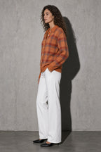 Women's Cardigan Button-Front Longline Shape — Fabric Texture & Material Detail (Angle 35)